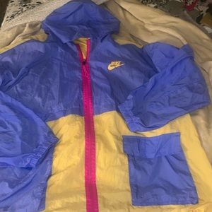 XXL Nike purple and yellow wind breaker